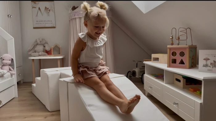 70fa527a5d06da3c430f.jpg