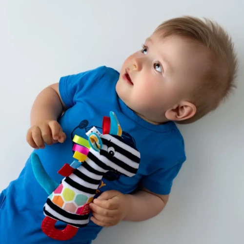 Piszczek z gryzakiem Tymek - zabawka sensoryczna 3m+ Mom's Care