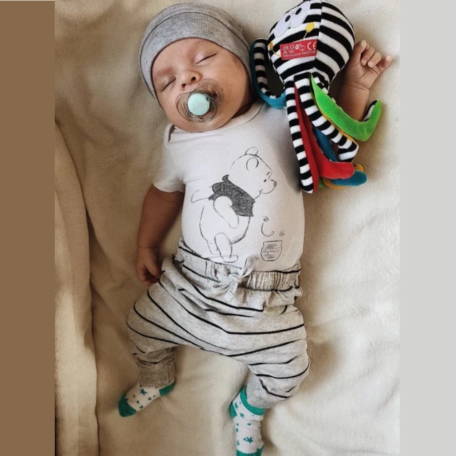 Mini ośmiornica kontrastowa czarno-biała - Mom's Care 0+